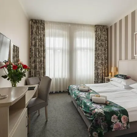 Otel Amalia *